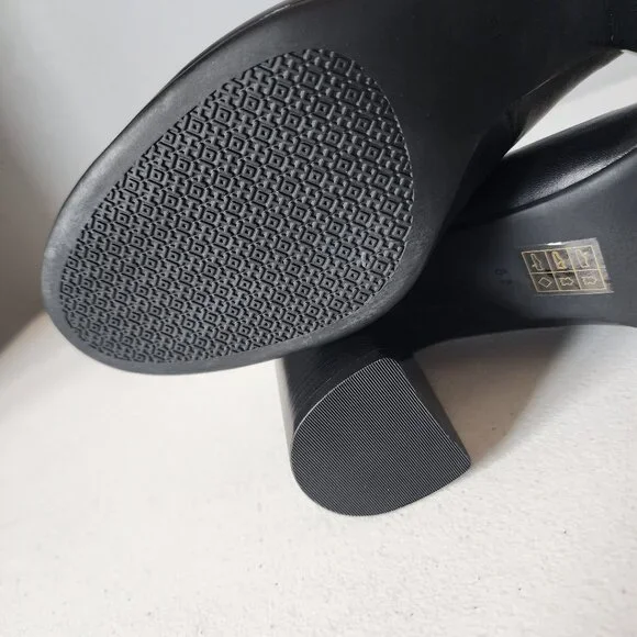 Tory Burch Pumps "NEW" - Picture 11 of 15